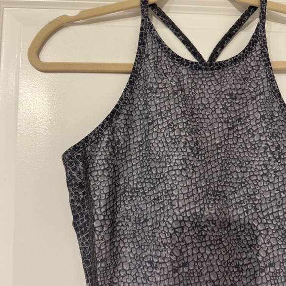 Summersalt Workout Top - Picture 2 of 8